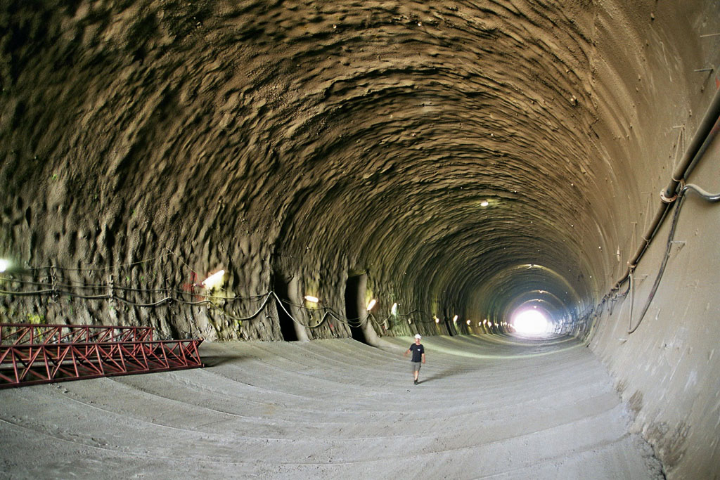 Valik Tunnel reinforced with DSI Hollow Bar Anchors Valik Tunnel reinforced with DSI Hollow Bar Anchors