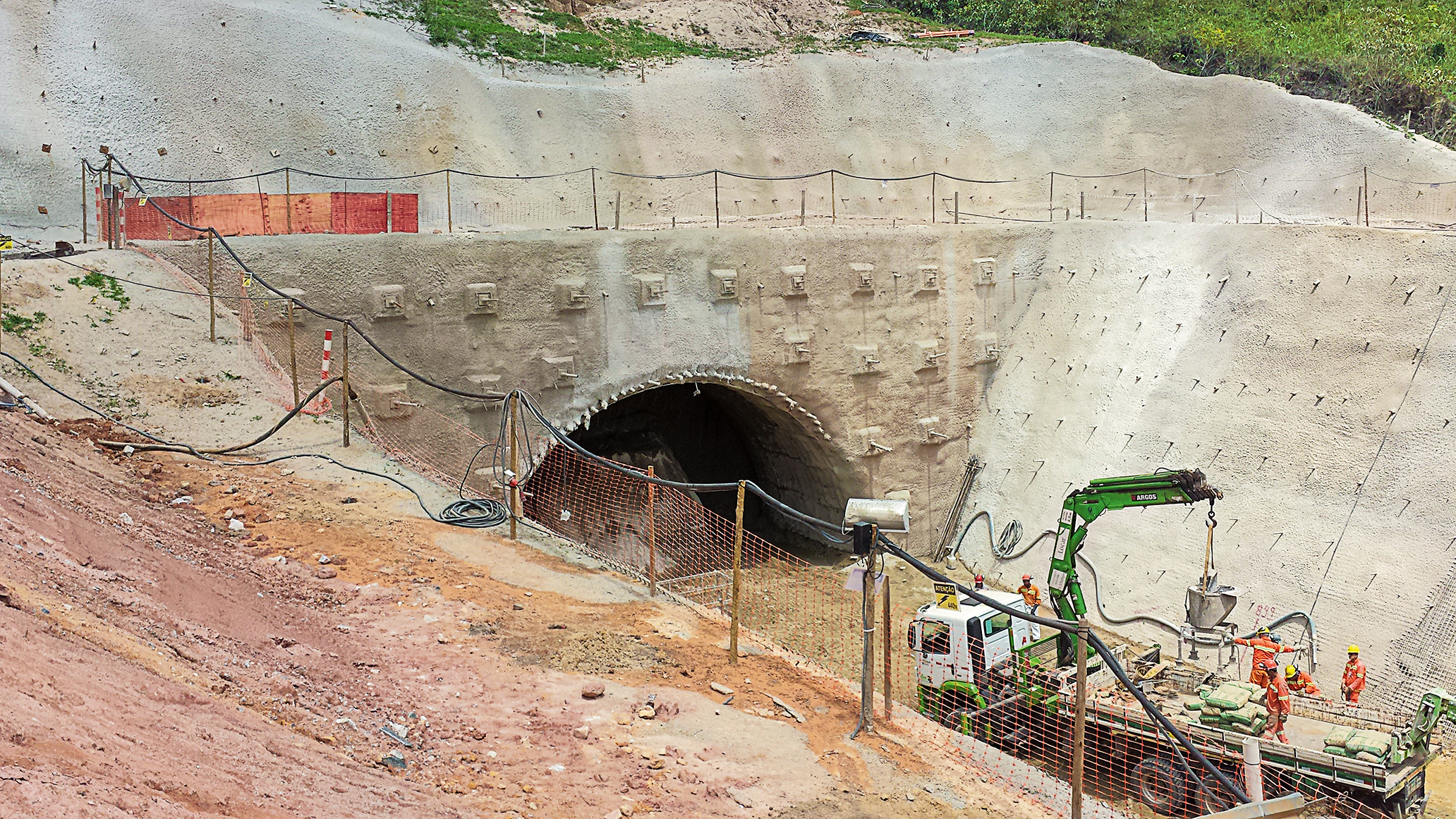 New Tunnels in Brazil: More Safety with DSI Rock Bolts New Tunnels in Brazil: More Safety with DSI Rock Bolts