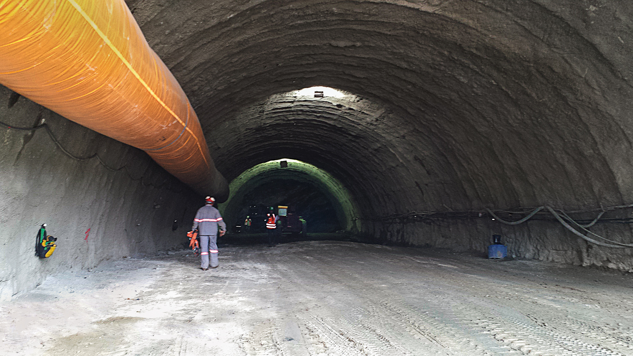 Extension of the BR 101 Motorway: DSI Rock Bolts stabilize the Formigão Tunnel Extension of the BR 101 Motorway: DSI Rock Bolts stabilize the Formigão Tunnel